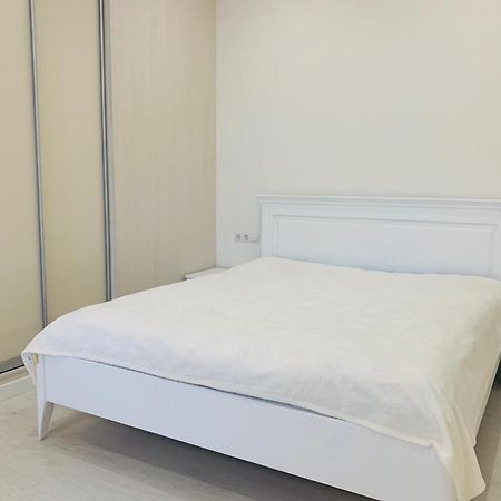 New Appartment In Yuzhny Южне Екстер'єр фото